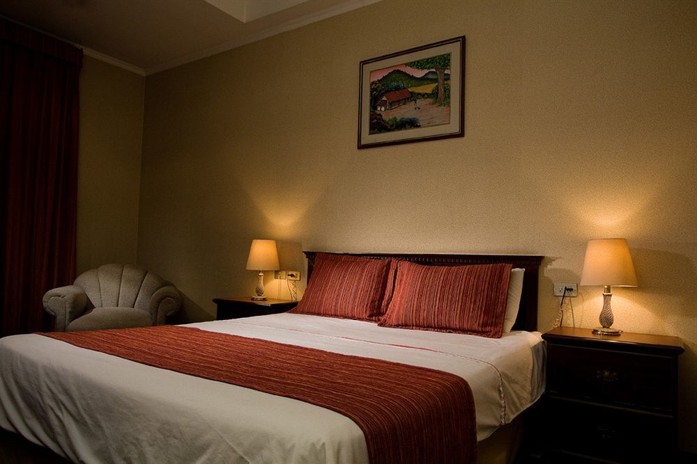 Hotel Capital San Salvador Extérieur photo